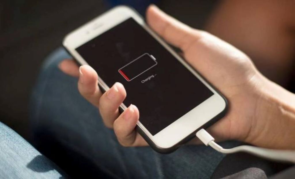 Advanced Tips for iPhone Battery Life Optimization